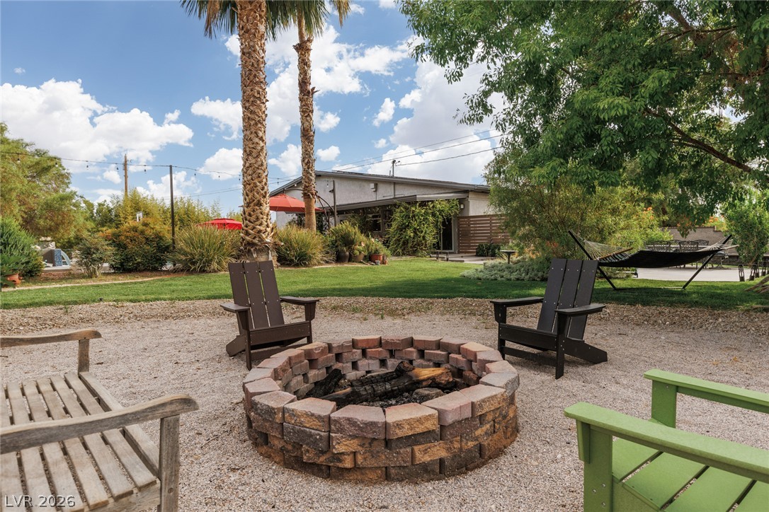 5285 North Chieftain Street Las Vegas NV 89149