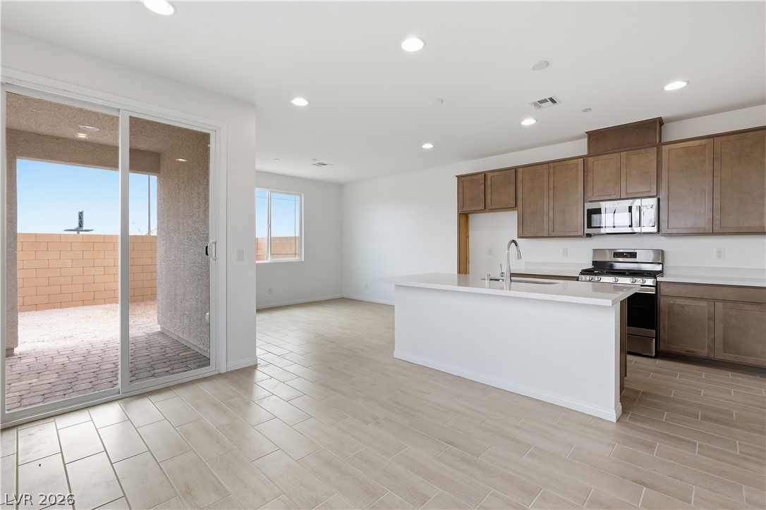 5322 Borra Hills Street Las Vegas NV 89148