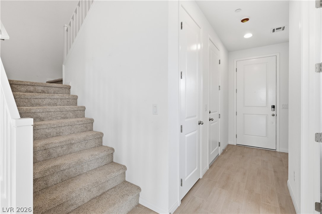 5322 Borra Hills Street Las Vegas NV 89148