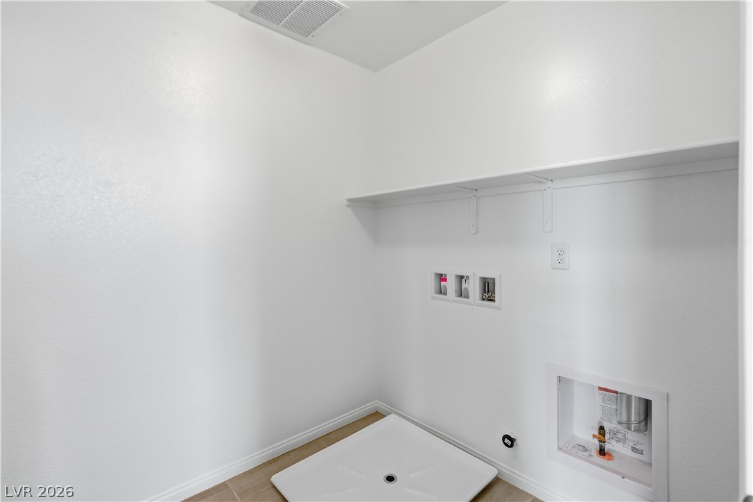 5322 Borra Hills Street Las Vegas NV 89148