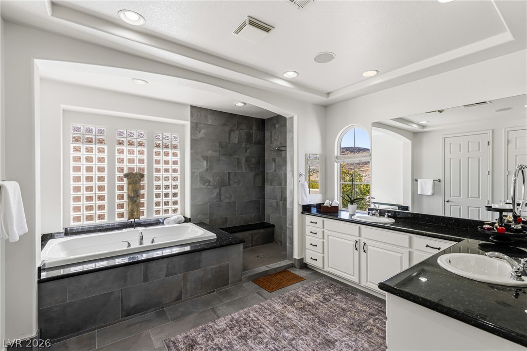 2042 Country Cove Court Las Vegas NV 89135
