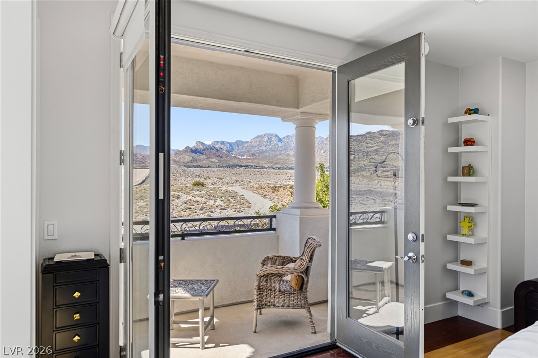 2042 Country Cove Court Las Vegas NV 89135