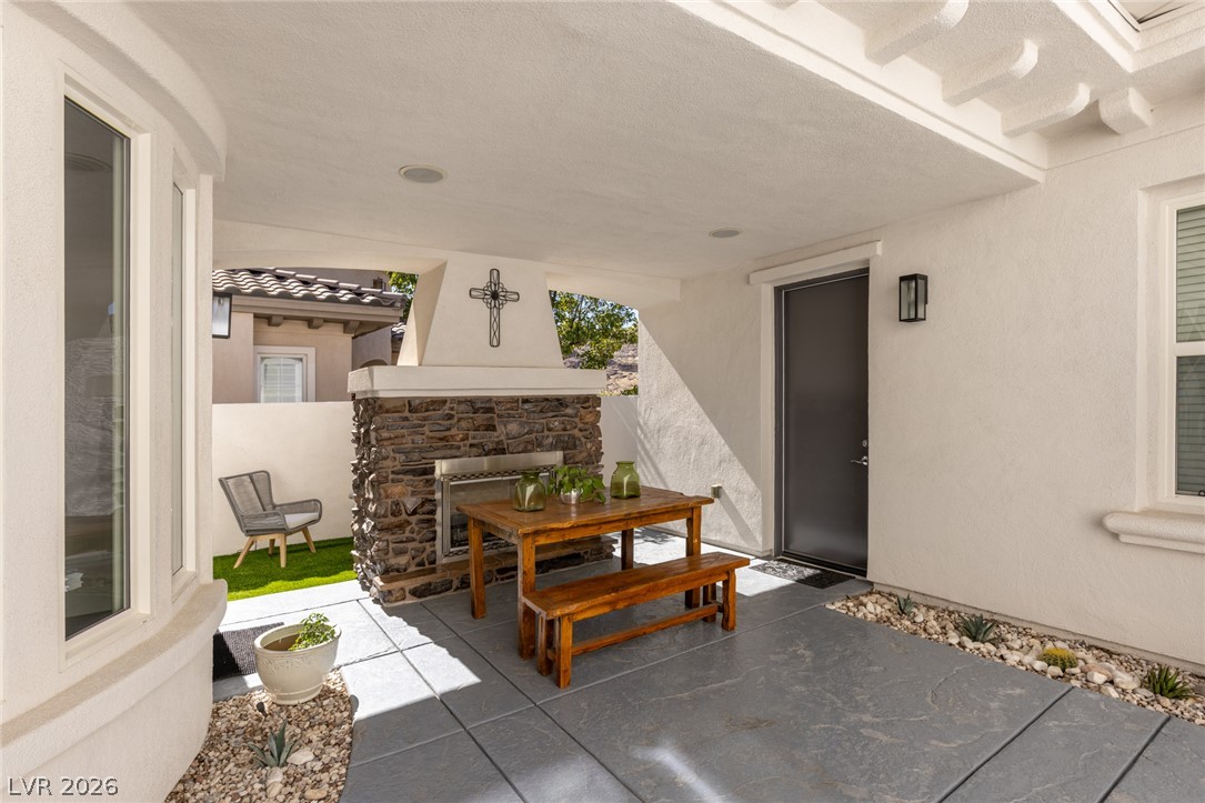 2042 Country Cove Court Las Vegas NV 89135