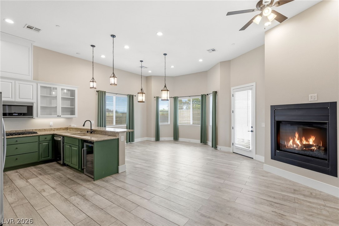 359 Cannes Street Henderson NV 89015