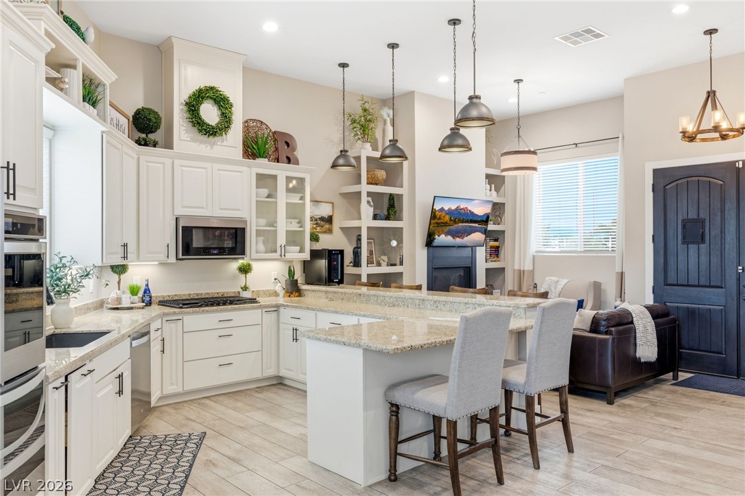 359 Cannes Street Henderson NV 89015