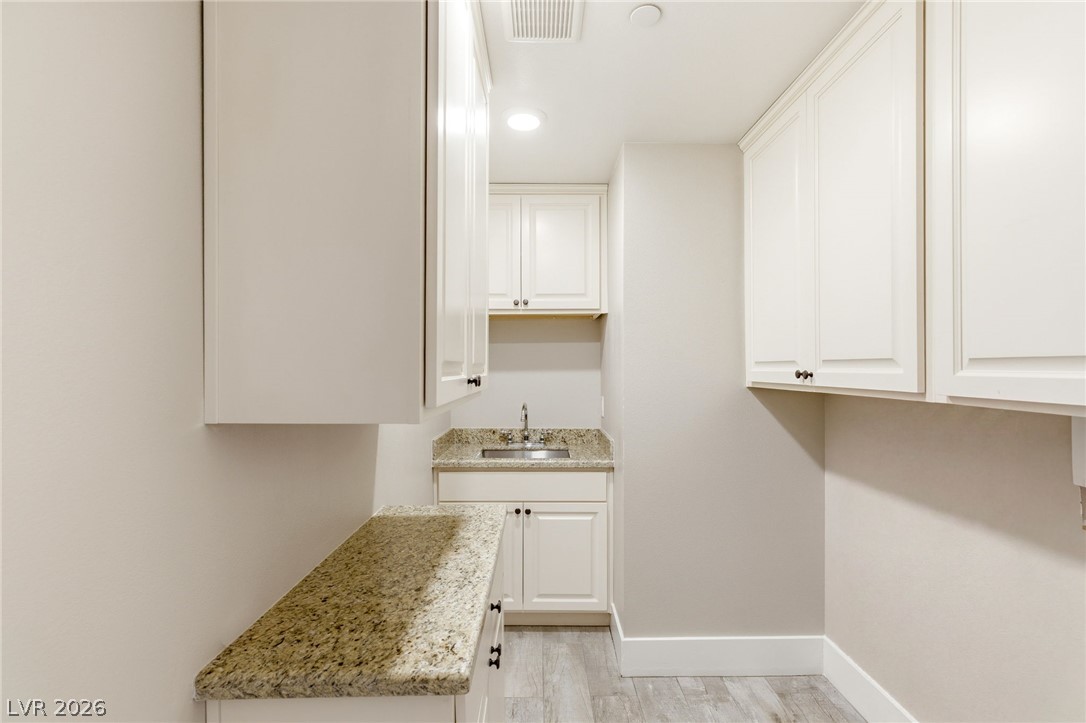 359 Cannes Street Henderson NV 89015