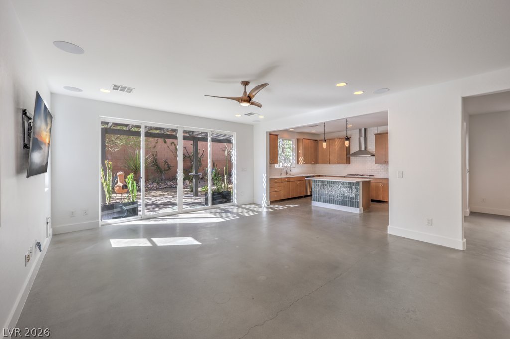 9463 Brough Avenue Las Vegas NV 89178