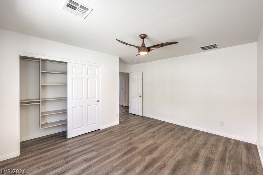9463 Brough Avenue Las Vegas NV 89178