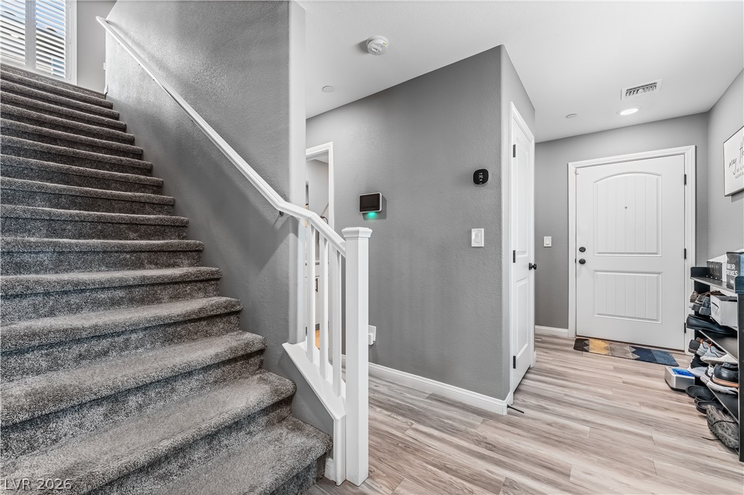 6821 Calvitero Street Las Vegas NV 89149