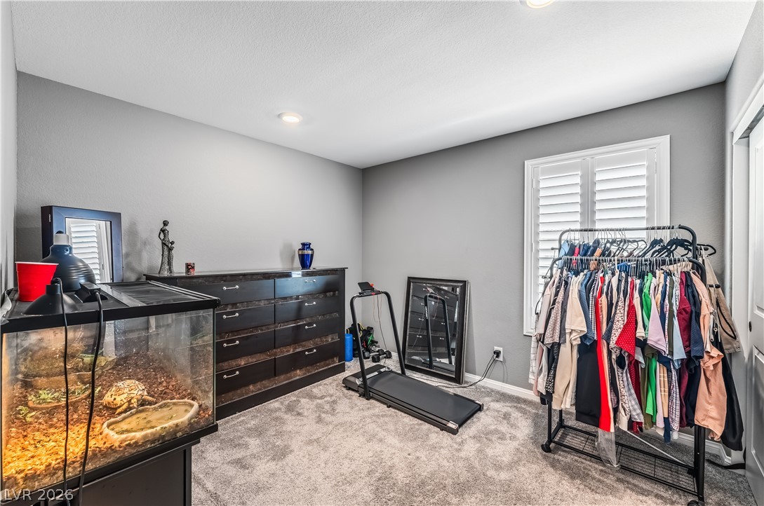6821 Calvitero Street Las Vegas NV 89149