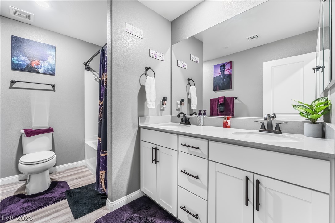 6821 Calvitero Street Las Vegas NV 89149