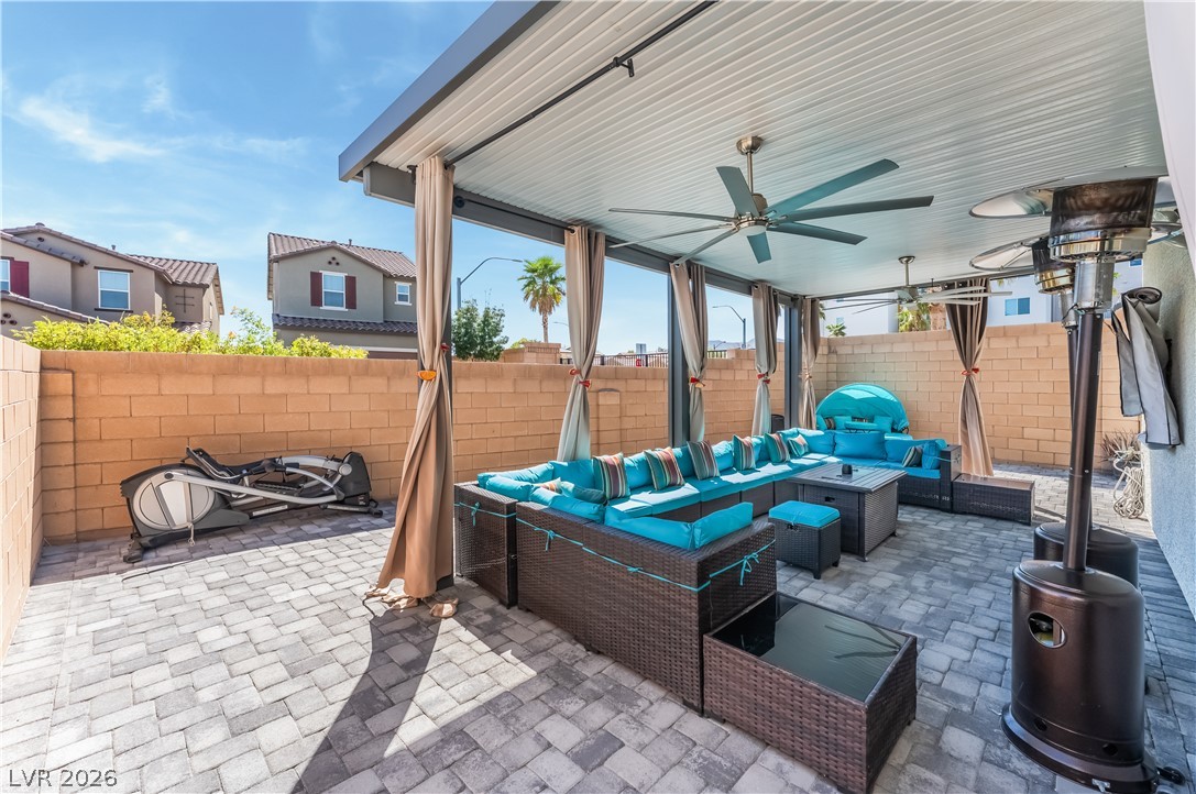 6821 Calvitero Street Las Vegas NV 89149