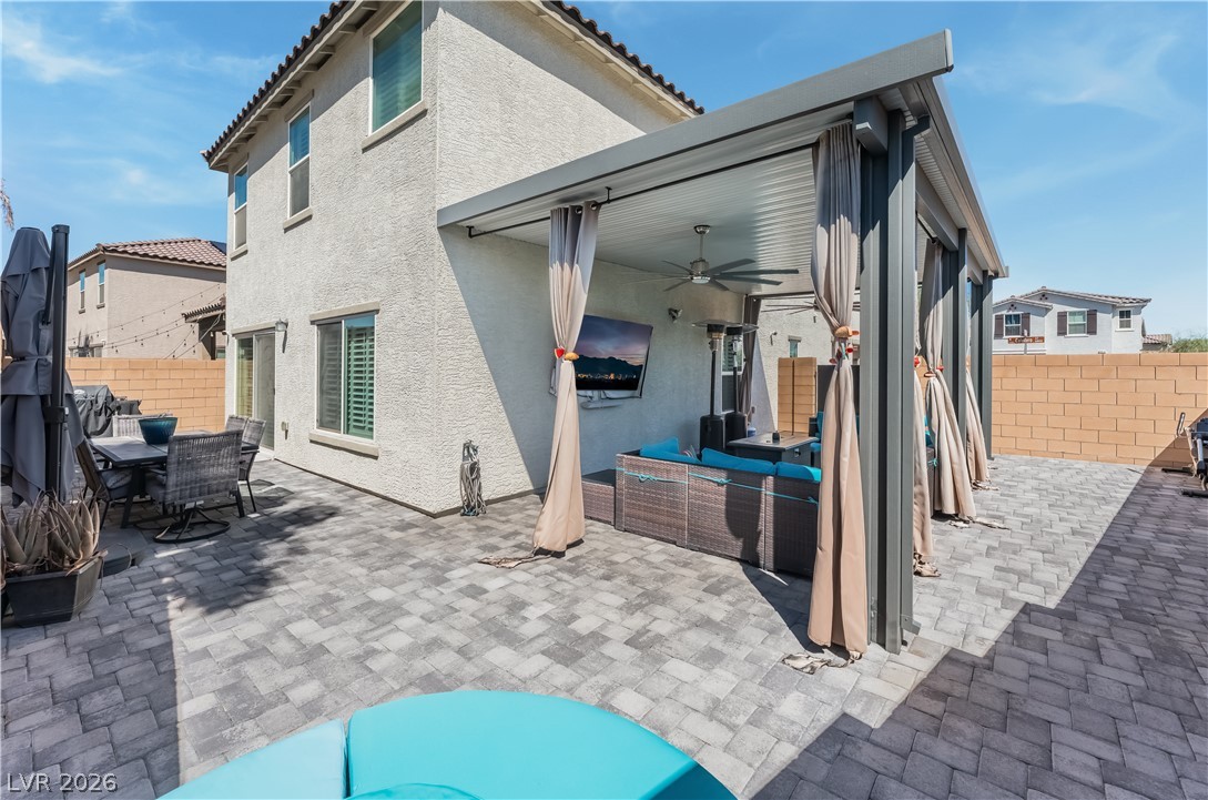 6821 Calvitero Street Las Vegas NV 89149