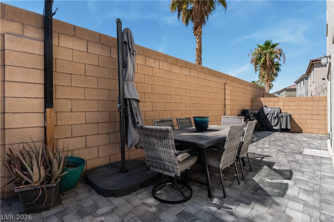 6821 Calvitero Street Las Vegas NV 89149