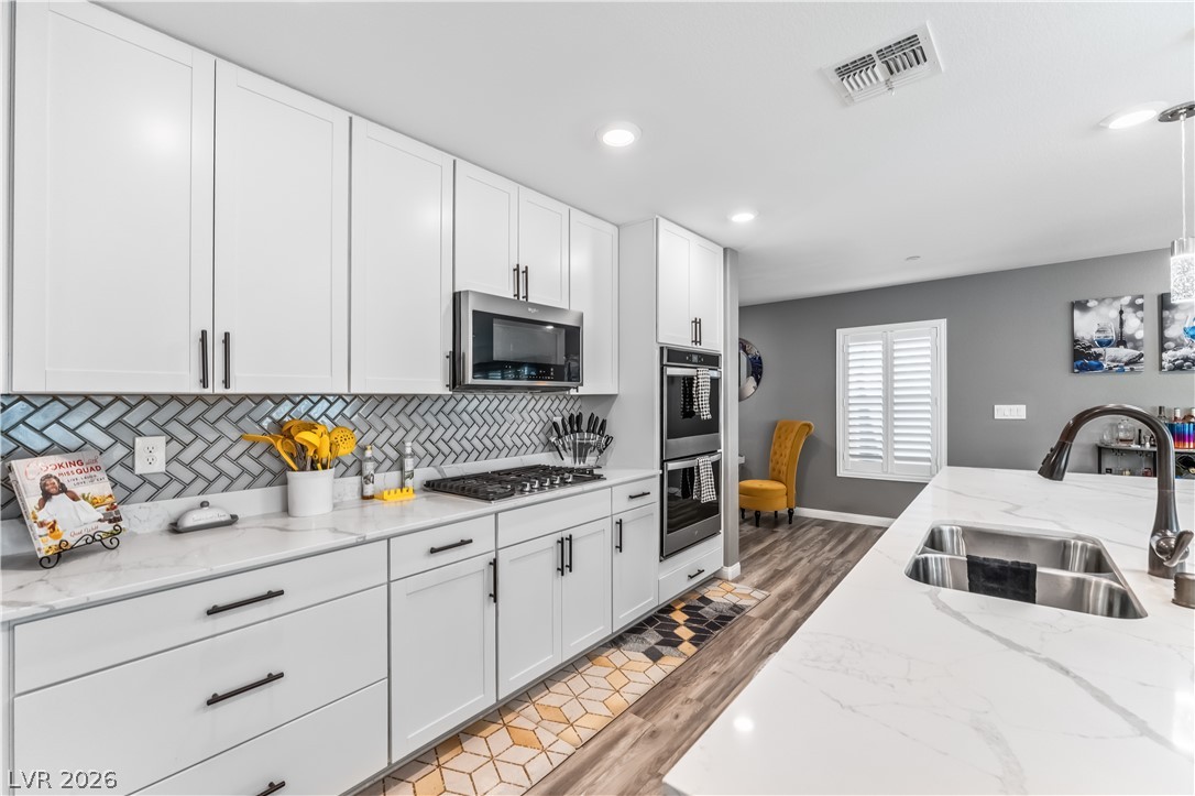 6821 Calvitero Street Las Vegas NV 89149