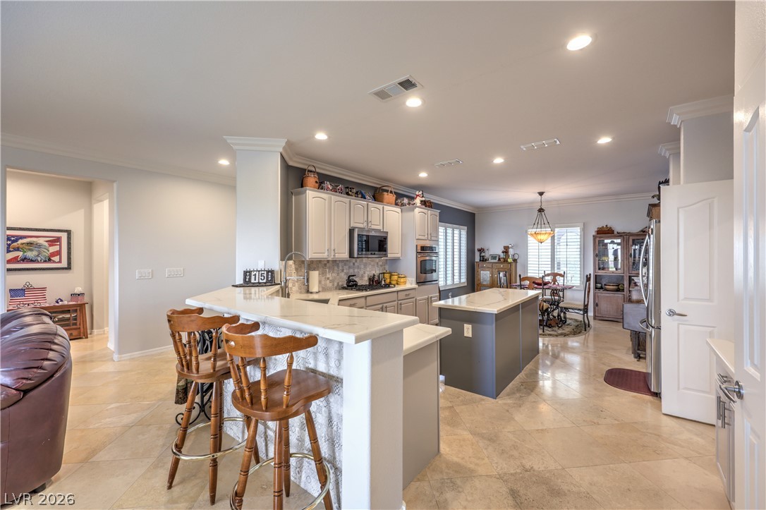 2550 Portsmouth Creek Avenue Henderson NV 89052