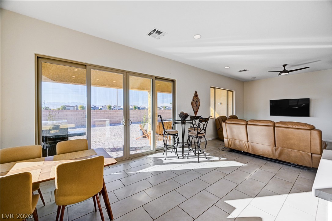 6205 Gambetta Street Las Vegas NV 89115