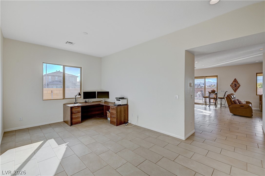 6205 Gambetta Street Las Vegas NV 89115