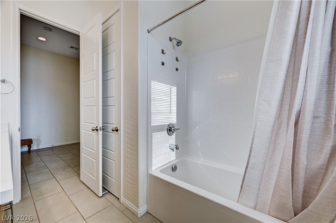 6205 Gambetta Street Las Vegas NV 89115