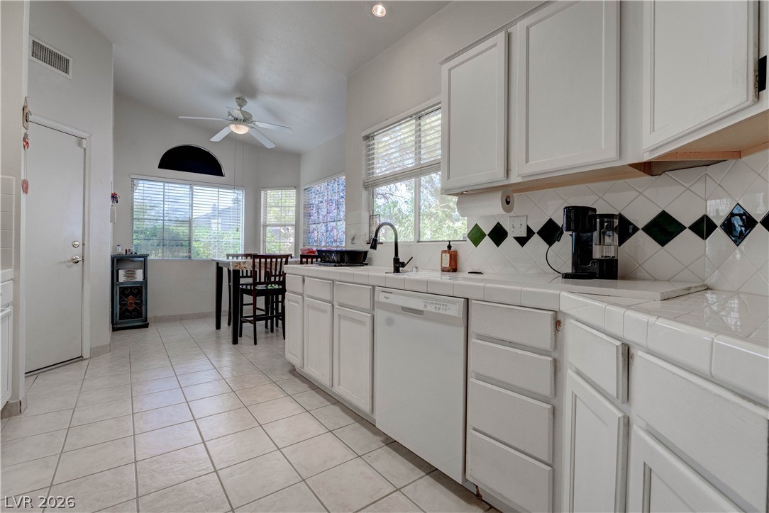 8378 Yamhill Street Las Vegas NV 89123