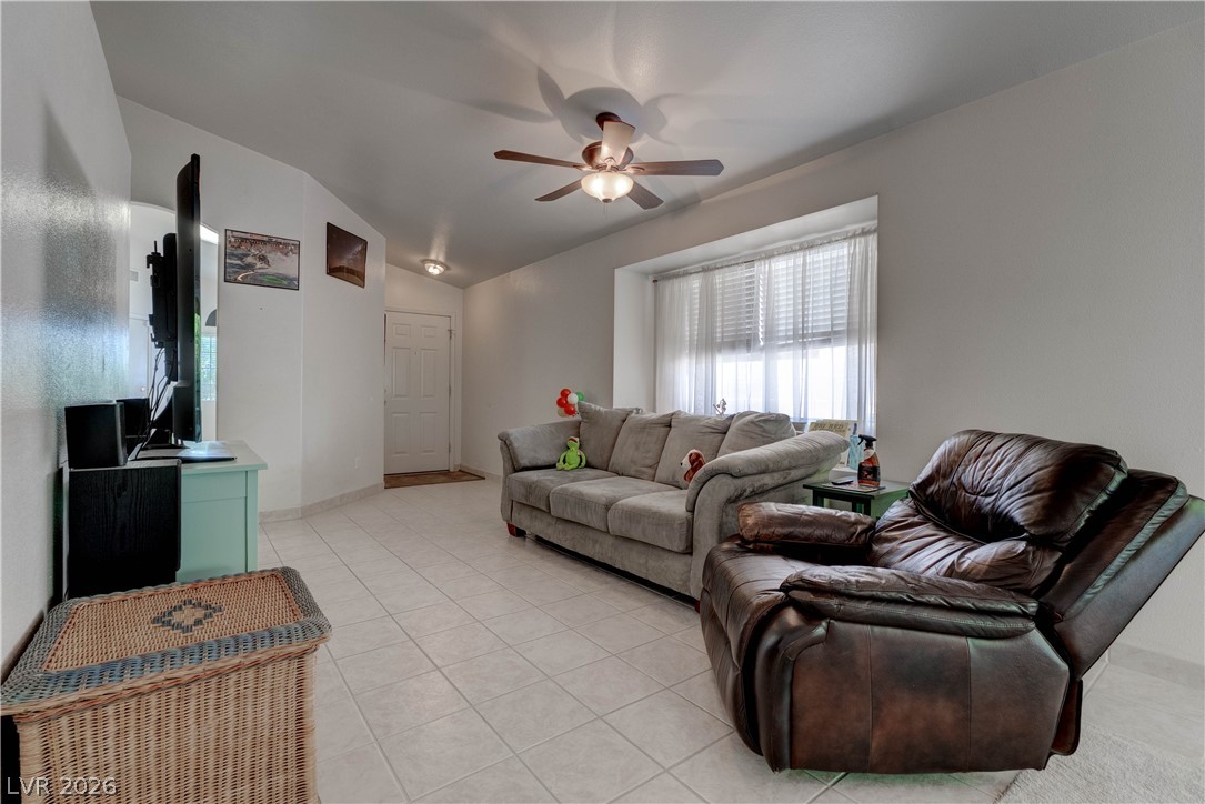 8378 Yamhill Street Las Vegas NV 89123