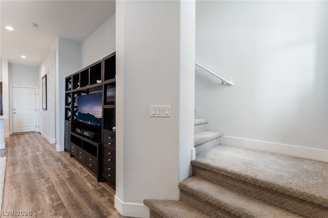 6432 Spring Jog Street Las Vegas NV 89166