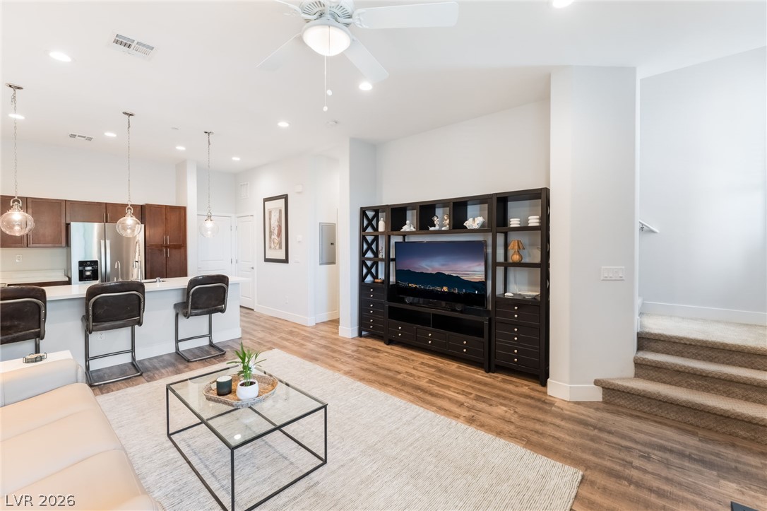 6432 Spring Jog Street Las Vegas NV 89166