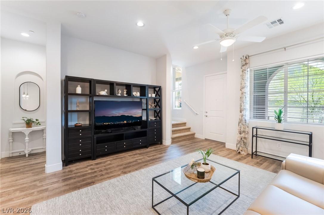 6432 Spring Jog Street Las Vegas NV 89166