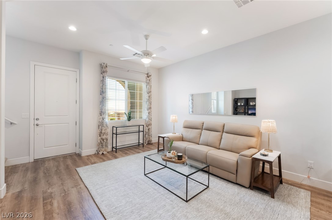 6432 Spring Jog Street Las Vegas NV 89166