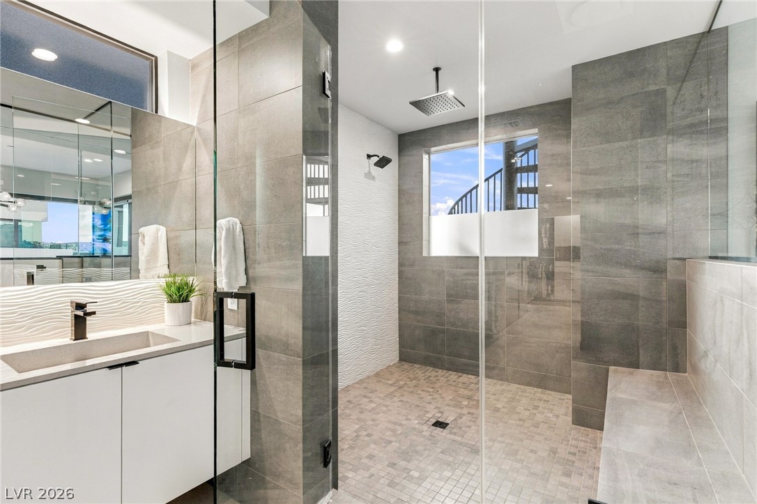 18 Heron Harbour Drive Henderson NV 89011