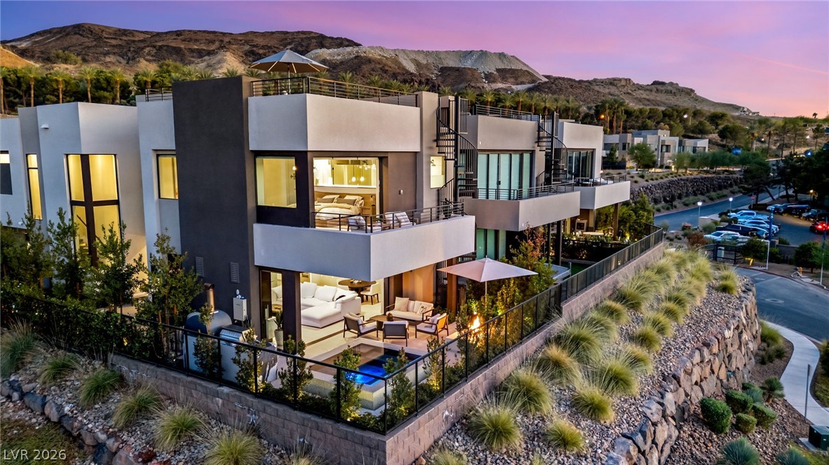 18 Heron Harbour Drive Henderson NV 89011