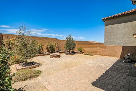 9605 Eamont River Street Las Vegas NV 89178