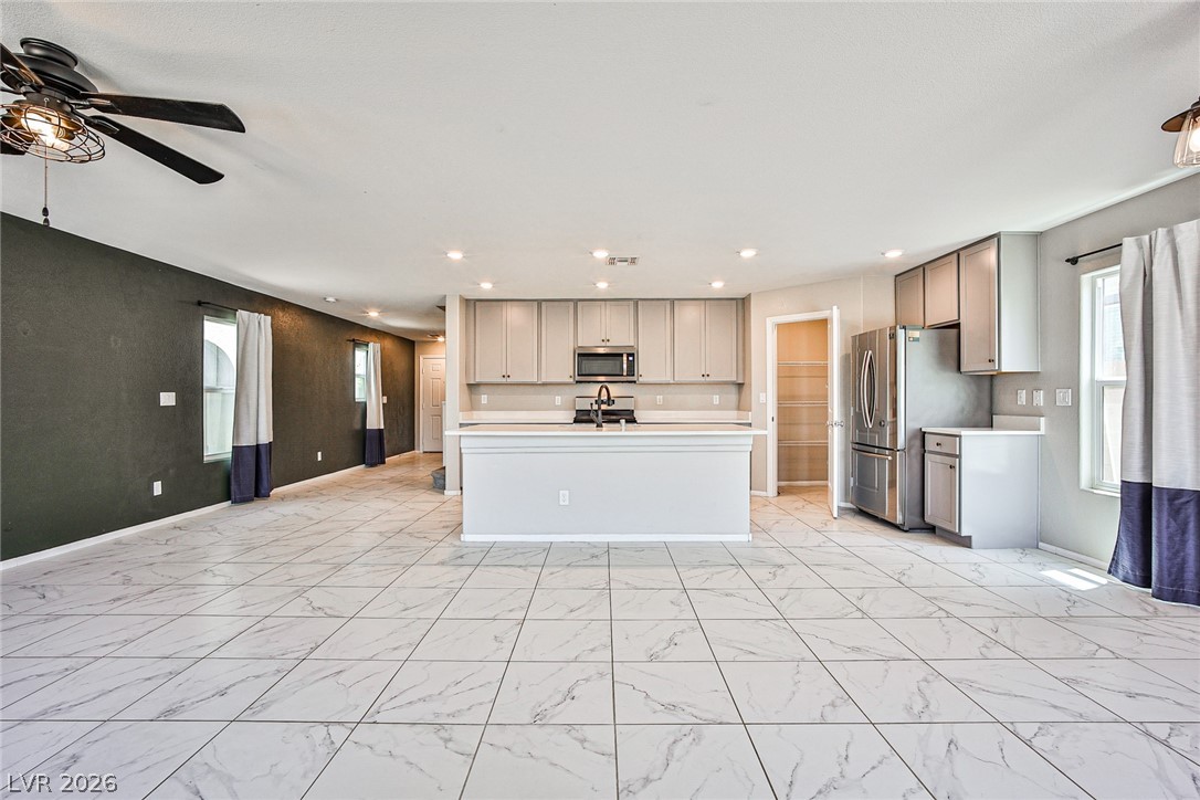 9605 Eamont River Street Las Vegas NV 89178
