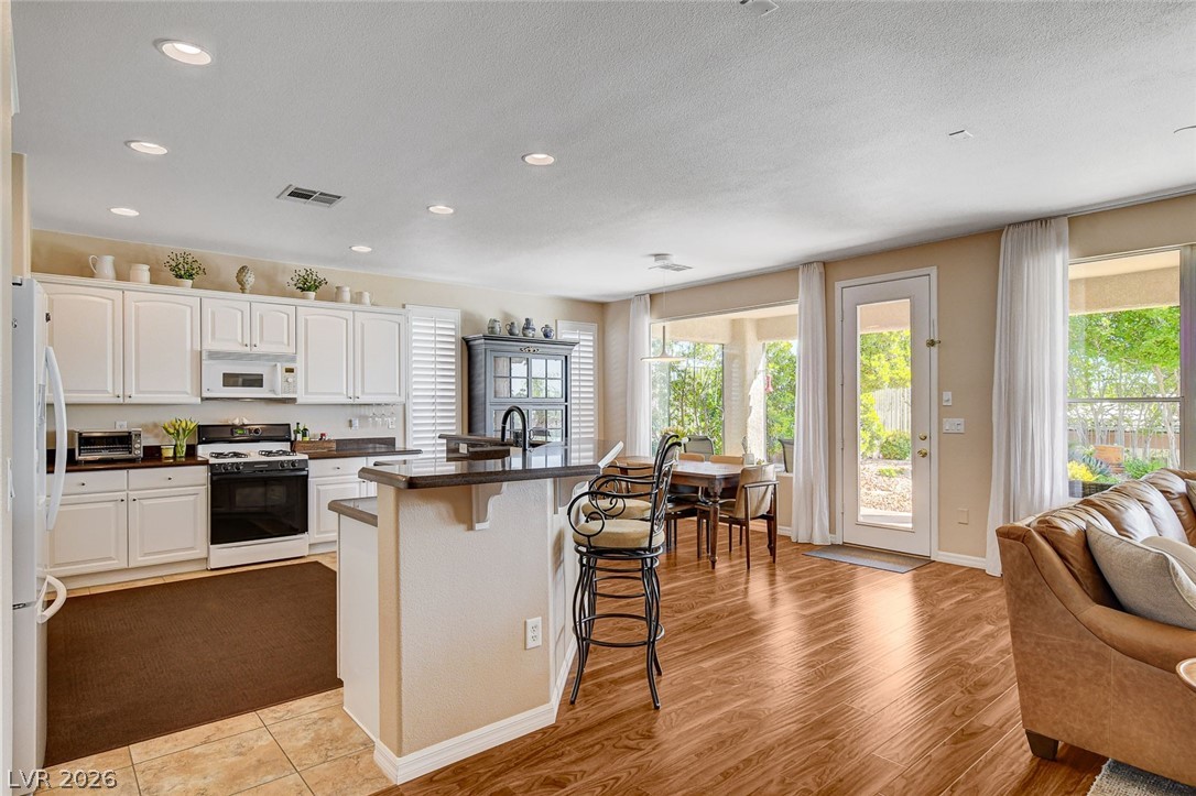 4568 Atlantico Street Las Vegas NV 89135