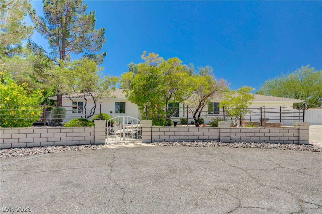 7631 Bermuda Road Las Vegas NV 89123