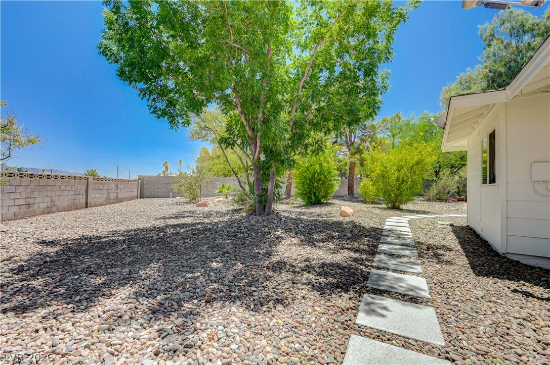 7631 Bermuda Road Las Vegas NV 89123