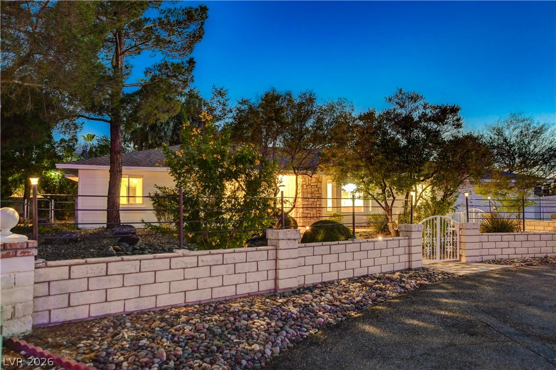 7631 Bermuda Road Las Vegas NV 89123