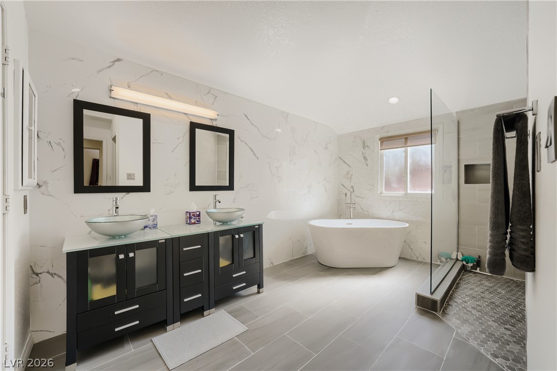 5105 Turnberry Lane Las Vegas NV 89113