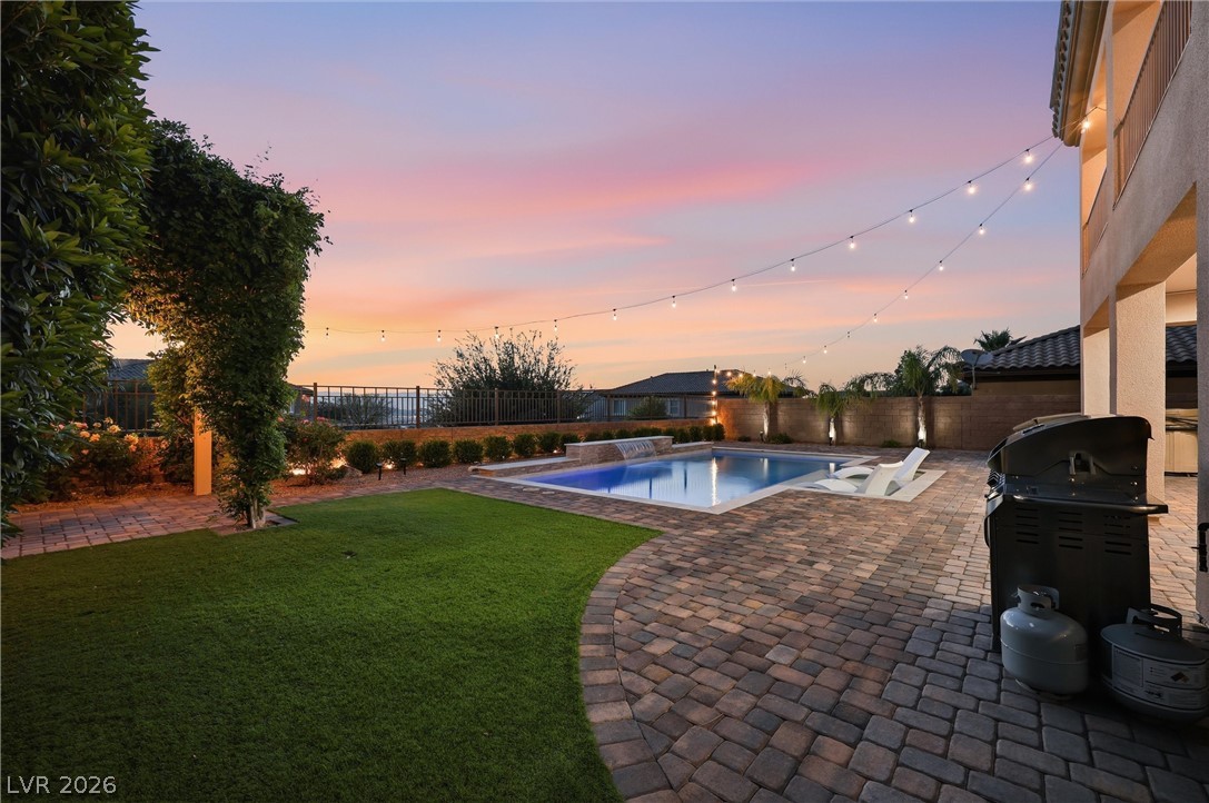 2901 Grande Arch Street Henderson NV 89044