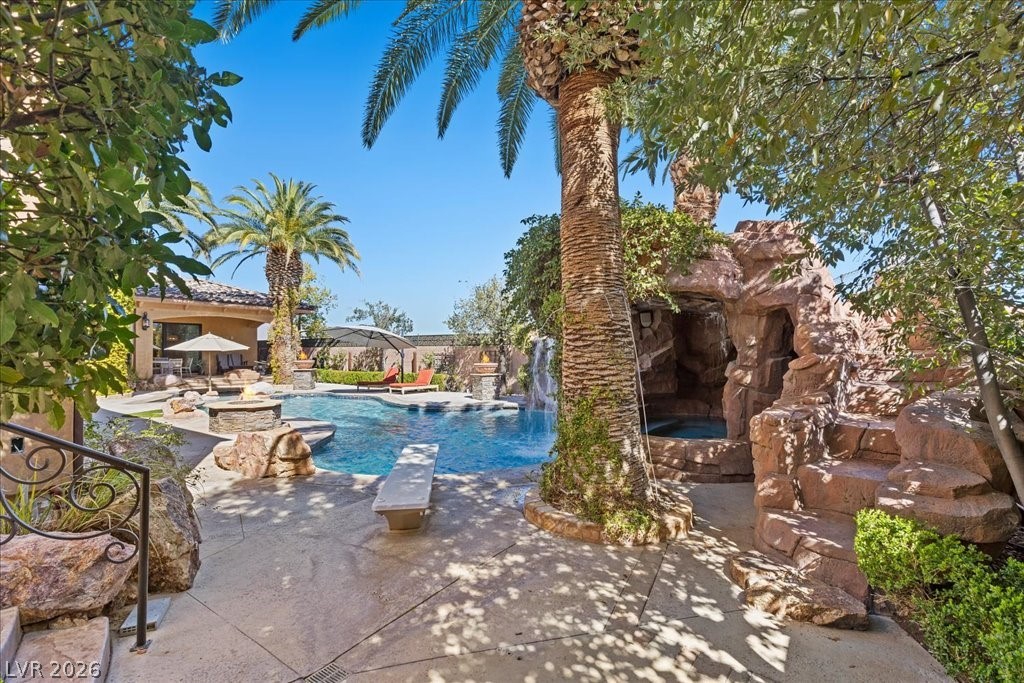 8455 Stange Avenue Las Vegas NV 89129