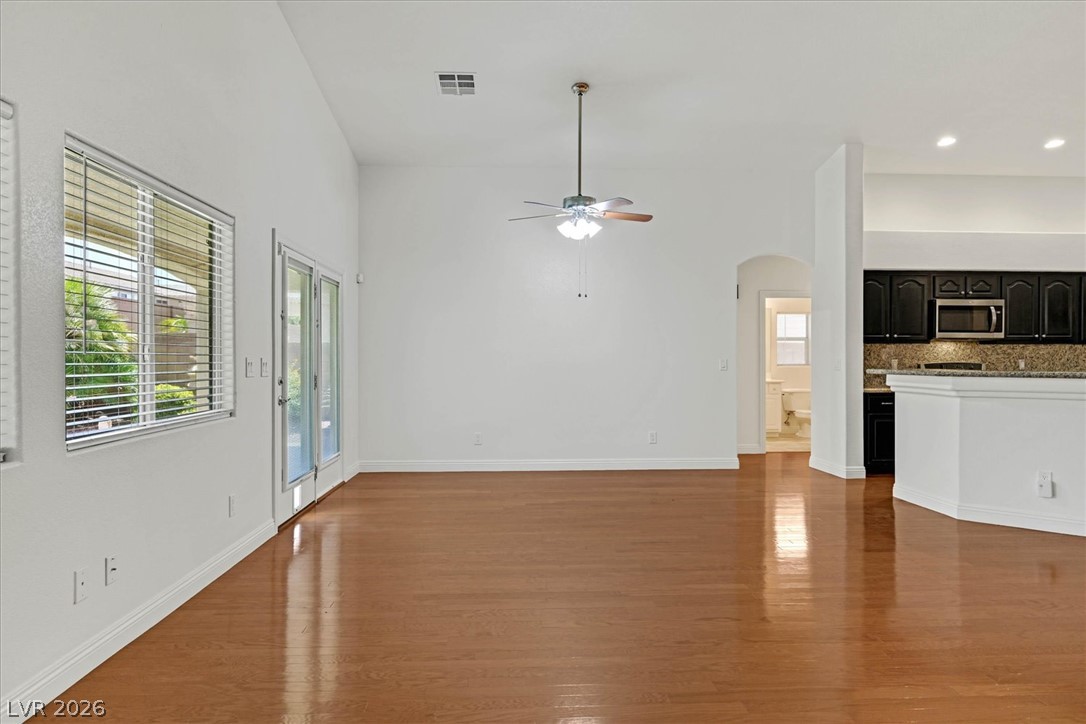2081 Dakota Lodge Avenue Las Vegas NV 89123
