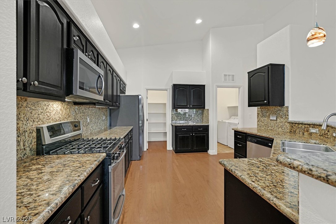 2081 Dakota Lodge Avenue Las Vegas NV 89123