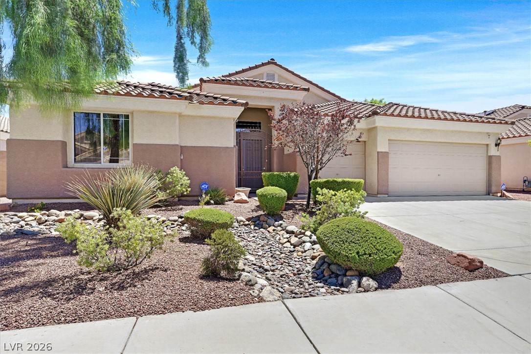 2081 Dakota Lodge Avenue Las Vegas NV 89123