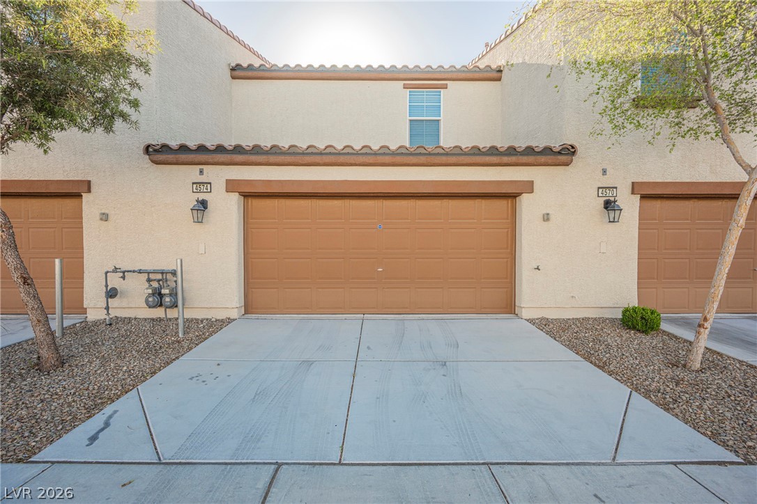 4574 Dover Straight Street Las Vegas NV 89115