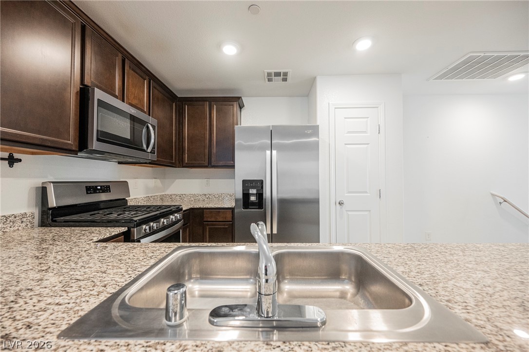 4574 Dover Straight Street Las Vegas NV 89115