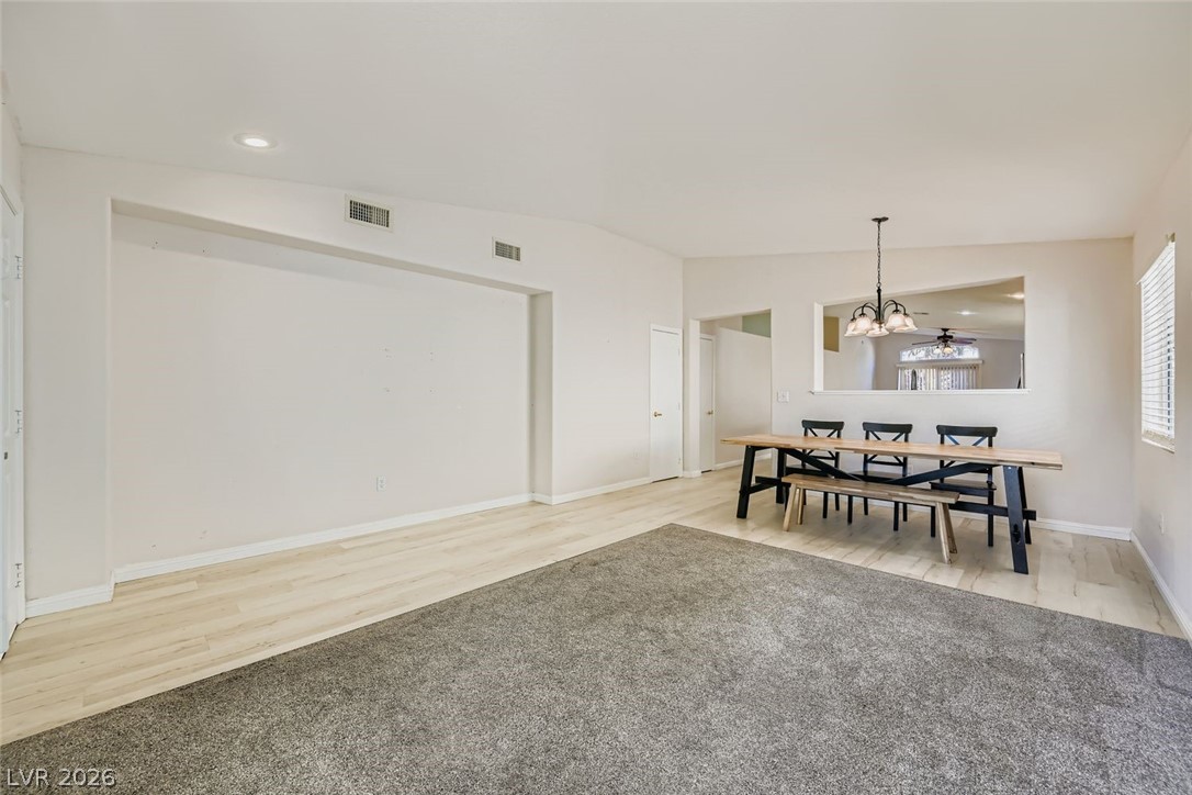 8136 Shady Glen Avenue Las Vegas NV 89131