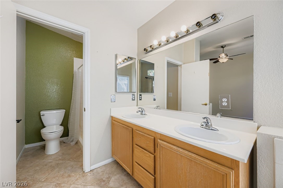 8136 Shady Glen Avenue Las Vegas NV 89131