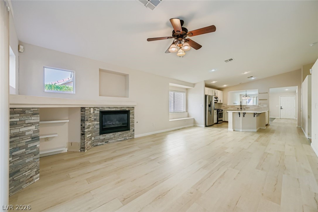 8136 Shady Glen Avenue Las Vegas NV 89131