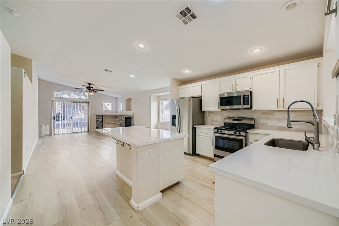 8136 Shady Glen Avenue Las Vegas NV 89131