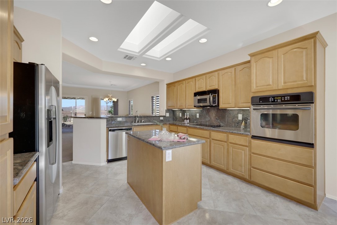 2025 Wildwood Lake Street Henderson NV 89052